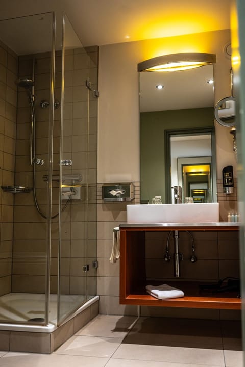 Shower, Bathroom, Bathroom