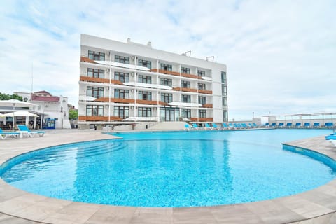 Property building, Swimming pool