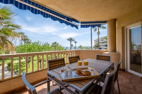 Balcony/Terrace, Garden view, Sea view