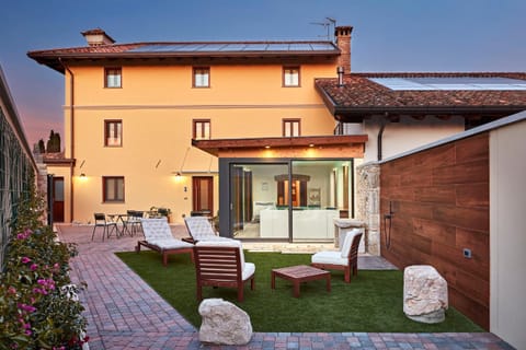 Property building, Garden, Garden view