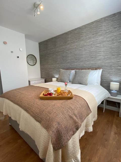 Parker House Beach & Golf Portrush Free parking House in Northern Ireland