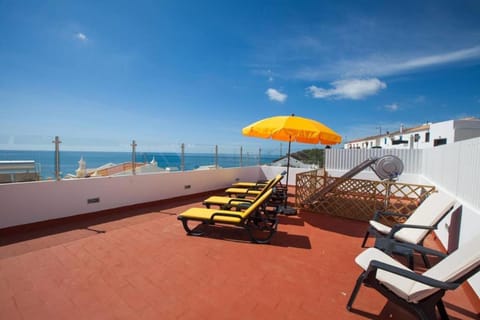Day, Natural landscape, View (from property/room), Balcony/Terrace, Beach, Sea view, sunbed