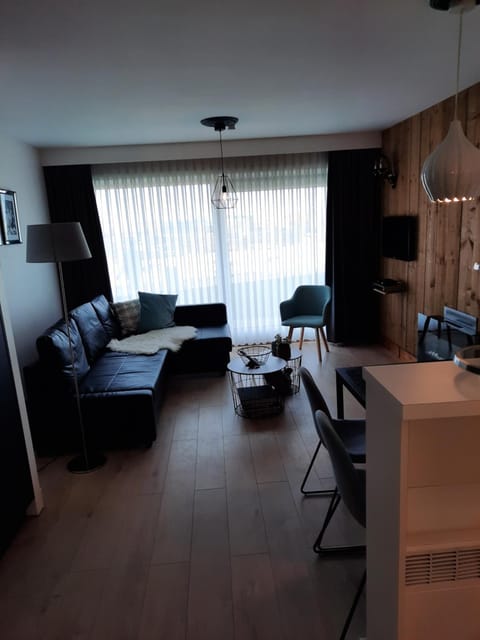 Residentie Den Oever 8 Apartment in Flanders