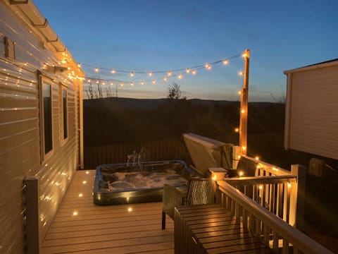 Livvi Rosa's Lodge Nature lodge in Longframlington