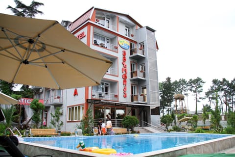 Garden view, Swimming pool