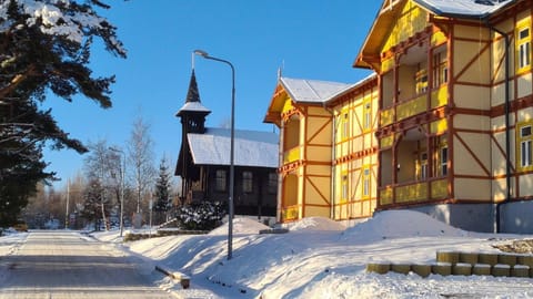 Property building, Off site, Neighbourhood, Winter, Place of worship