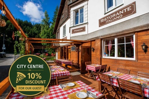 Property building, Restaurant/places to eat, Property logo or sign, Street view