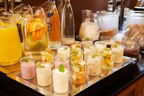 Breakfast, Continental breakfast, Buffet breakfast