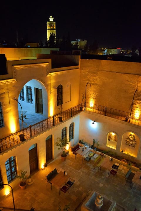 Property building, Patio, Garden, View (from property/room), Balcony/Terrace, Balcony/Terrace, Living room, Seating area, Dining area, Landmark view