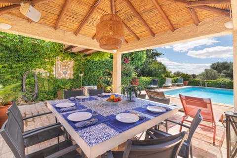 Patio, Day, Balcony/Terrace, Dining area, Food, Garden view, Pool view, Swimming pool, sunbed