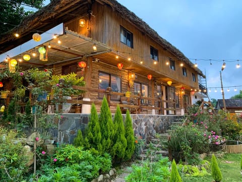 Off site, Garden