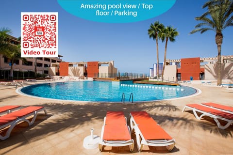 Day, Swimming pool, sunbed
