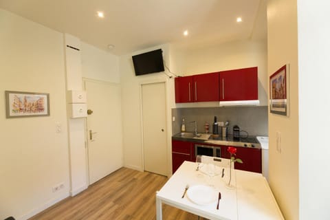 Kitchen or kitchenette, Living room, Photo of the whole room