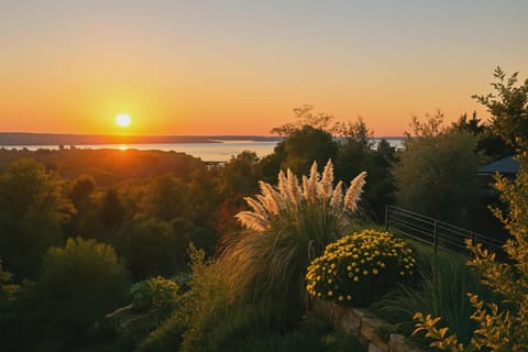 Nearby landmark, Day, Natural landscape, Sea view, Sunset