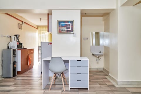 Living room, Communal kitchen