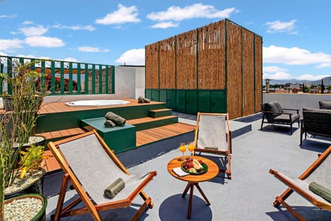 Hot Tub, Balcony/Terrace