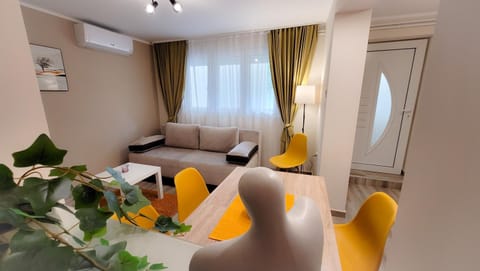 Living room, air conditioner