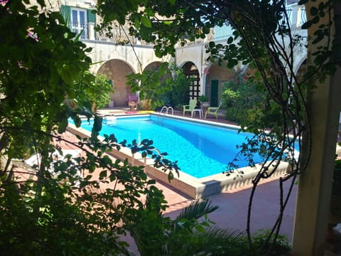 Swimming pool