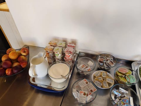 Breakfast, Buffet breakfast