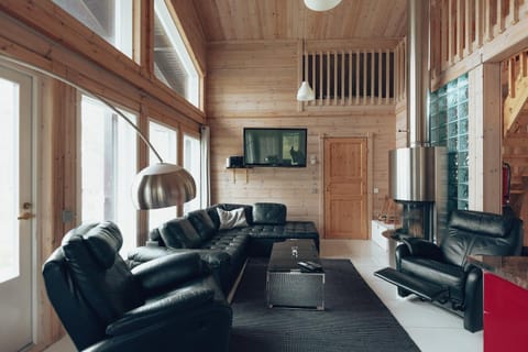 Living room, fireplace, fireplace