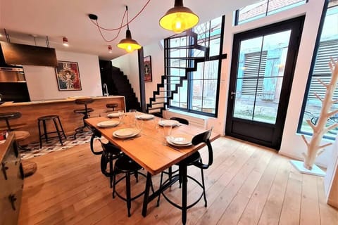 L'ATELIER DU CHAPEAU ROUGE EN PLEIN CENTRE VILLE Apartment in Dijon