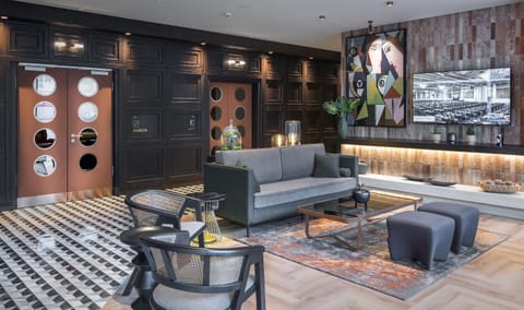 Lobby or reception, Seating area