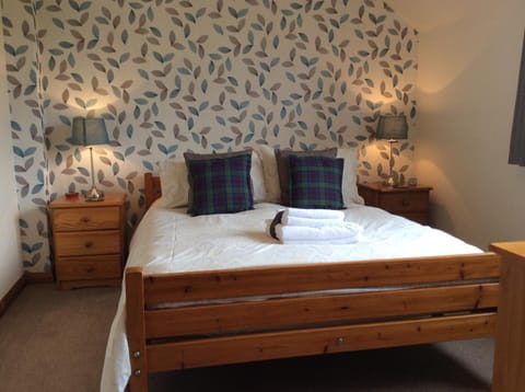 Meadowbank Guest House Bed and Breakfast in Portree