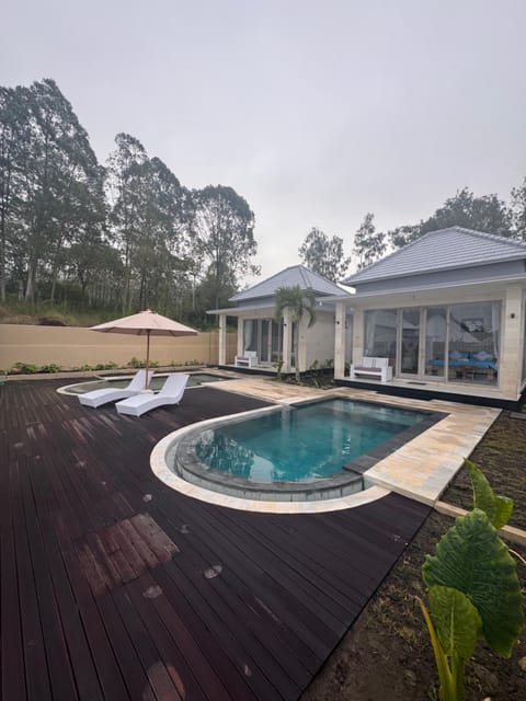 The Breezy Volcano Bed and Breakfast in Karangasem Regency