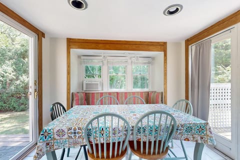 esCAPE House in North Eastham