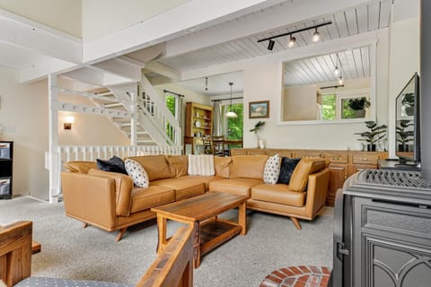 Mad River Paradise at Drumleys House in Warren