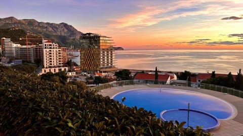 Natural landscape, Mountain view, Pool view, Sea view, Swimming pool, Sunset