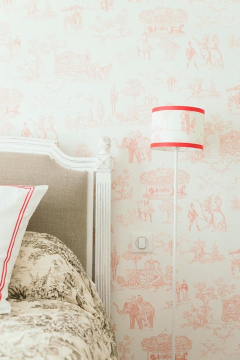 Bed, Night