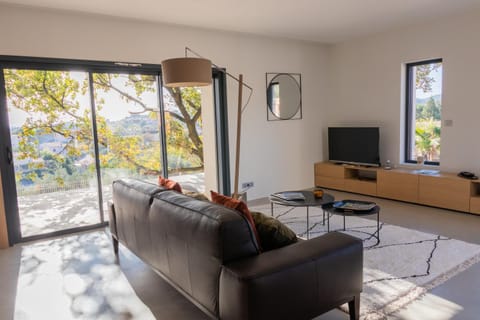 Domaine 669, Villa contemporaine et de prestige Villa in Alès