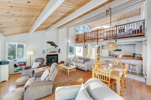 Otter's Rest House in Gualala