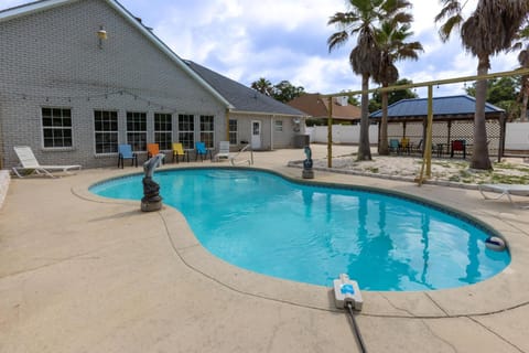 Fun Daze House in Foley