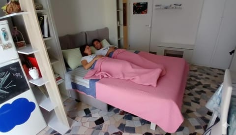 FLY HOUSE BOLOGNA...un appartamento al volo Apartment in Bologna