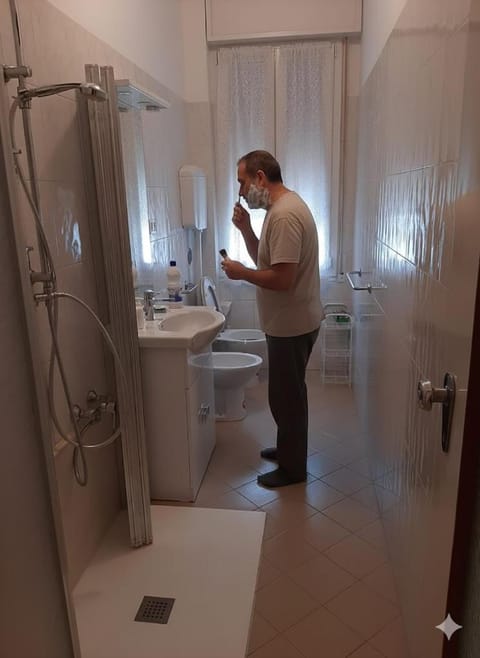 FLY HOUSE BOLOGNA...un appartamento al volo Apartment in Bologna