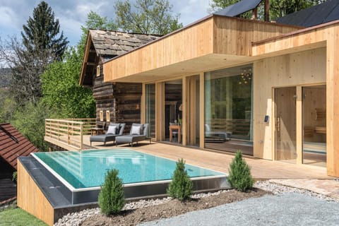Property building, Swimming pool
