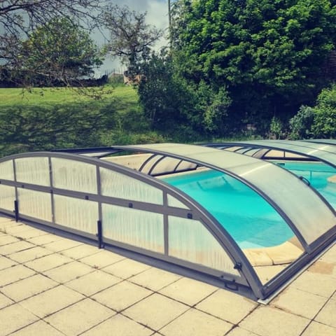 L'Armance - Magnifique Maison typique morvan avec piscine House in Bourgogne-Franche-Comté