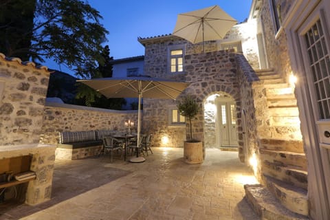 Property building, Balcony/Terrace