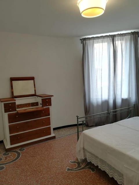 La casa di Via Defferrari Apartment in Noli