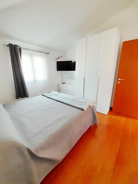 TV and multimedia, Bedroom