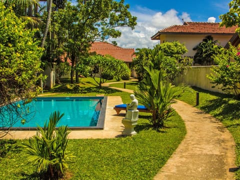Garden, Swimming pool