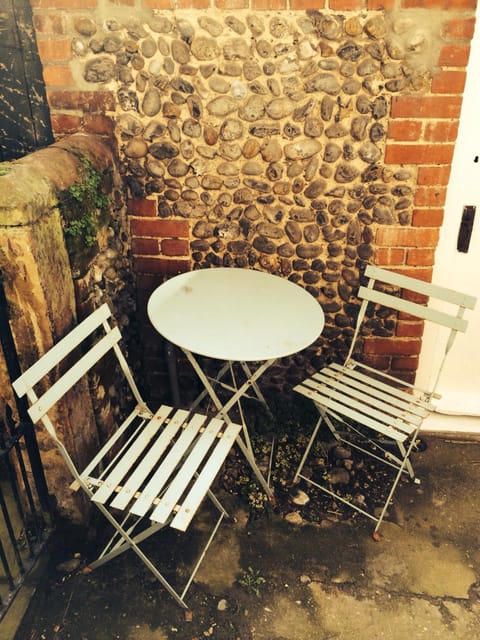 2 bedroomed fisherman’s cottage near quay House in Blakeney