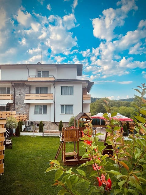 Villa Pino Bed and Breakfast in Velingrad