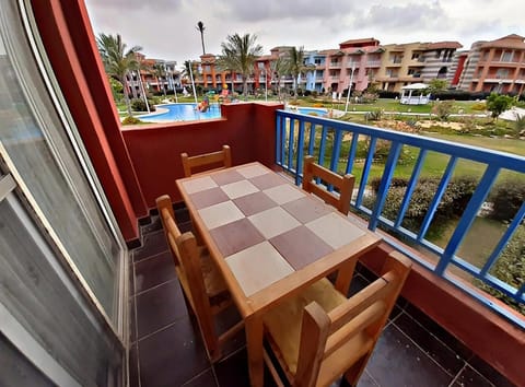 Balcony/Terrace, Garden view, Pool view, Swimming pool