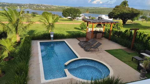 Garden, Swimming pool
