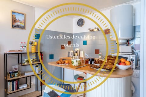 Coffee/tea facilities, Kitchen or kitchenette