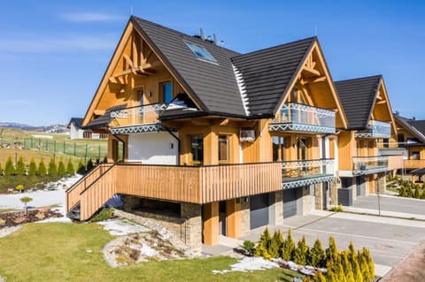 Property building, View (from property/room), Balcony/Terrace