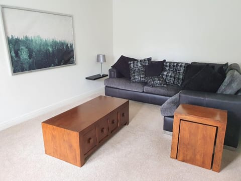 Beverley Central Townhouse Free Parking Sleeps 8 House in Beverley